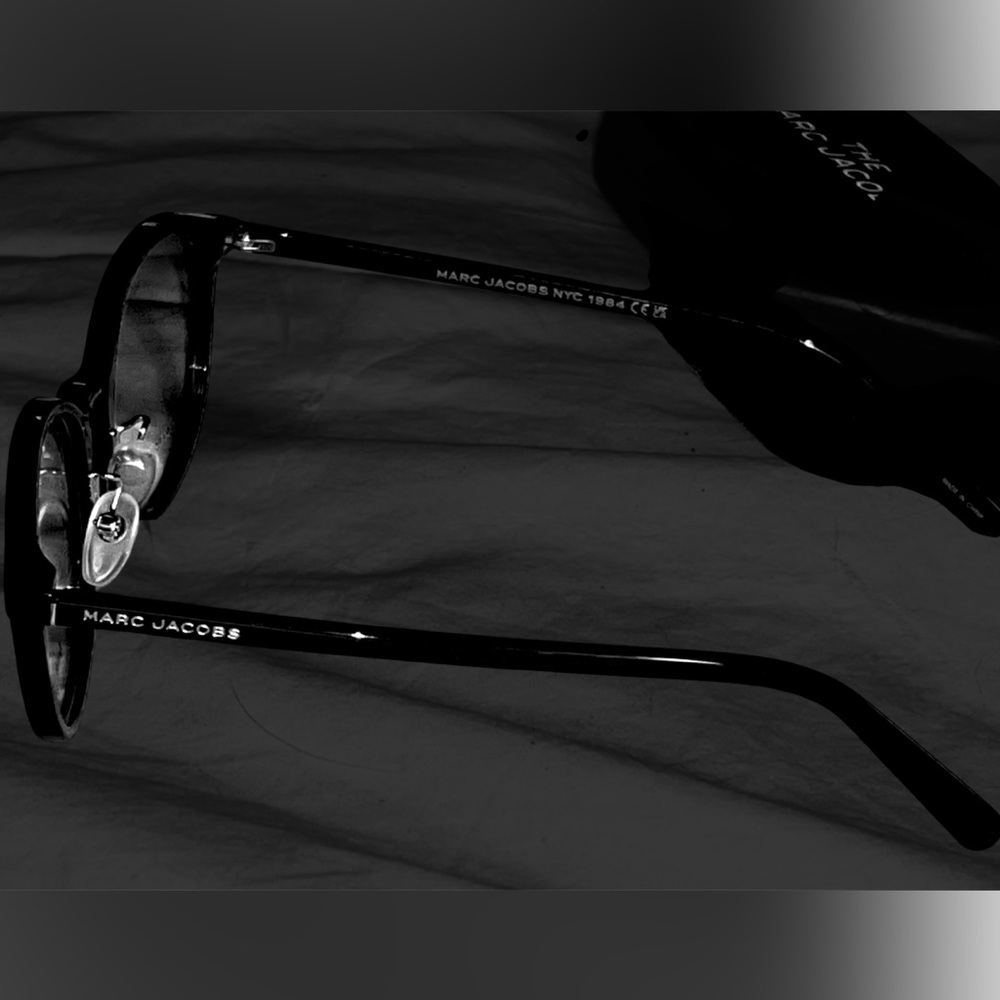 Marc Jacobs Black Frame Eyeglasses – Brand New - Picture 3 of 4